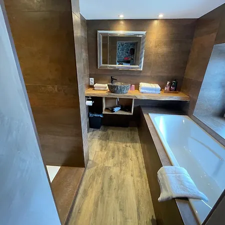 Les De Laurette 4* Spa