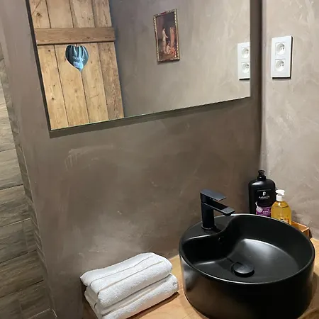 Les De Laurette Couette-café 4*