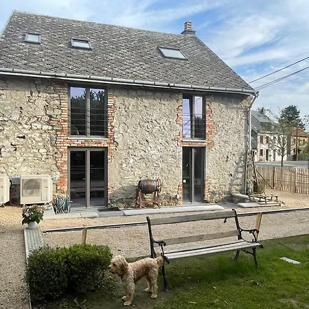 Couette-café Les De Laurette 4*